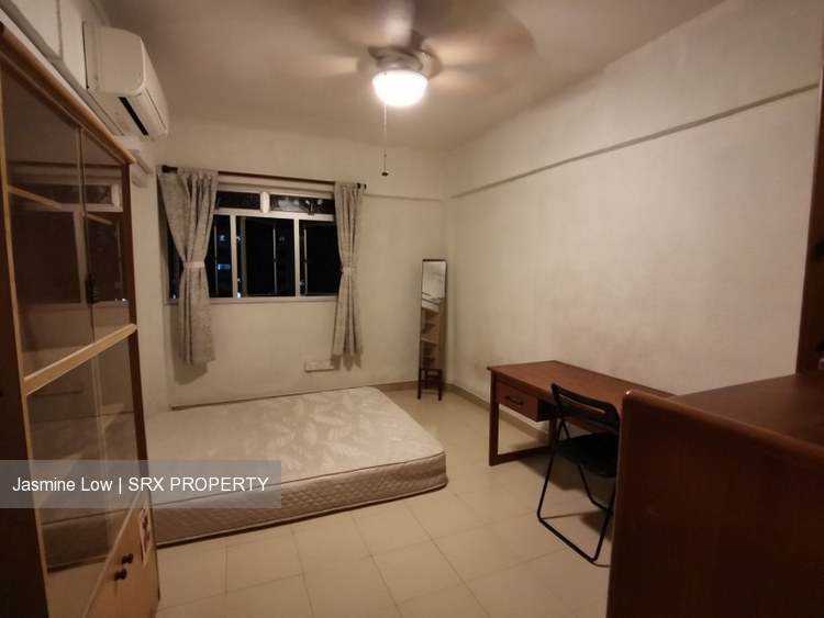 Blk 319 Jurong East Street 31 (Jurong East), HDB 4 Rooms #195689112